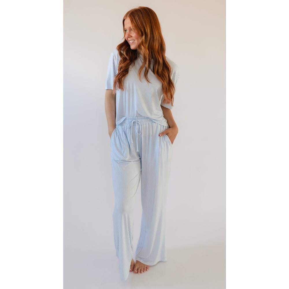 Silks Design T-Shirt Lounge Set Two Piece Womens 3XL Blue Pin Stripes New W/ Tag